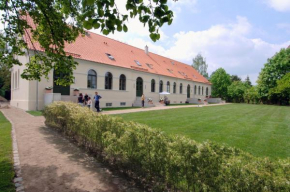 Kavaliershaus Suitehotel am Finckenersee, Fincken